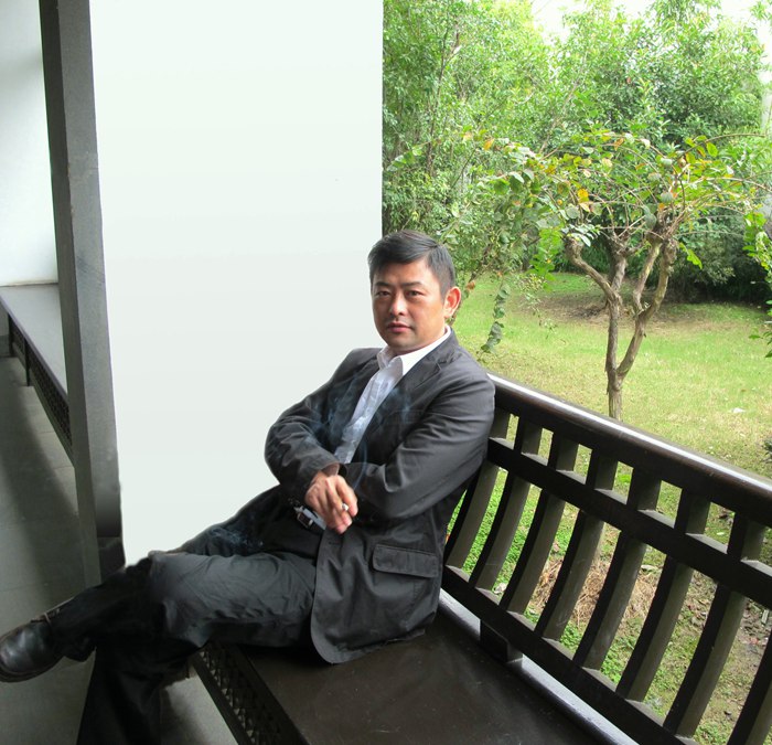 杨涛.jpg